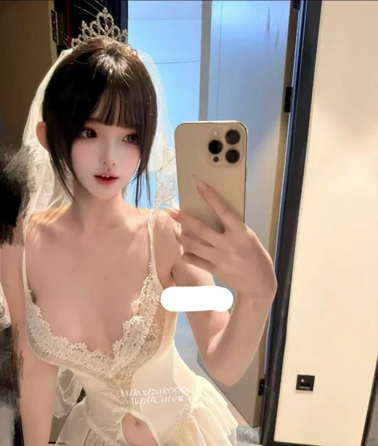 苹果+安卓+电脑【视频 福利姬】小梨 新 婚纱【362M】-大壮游戏